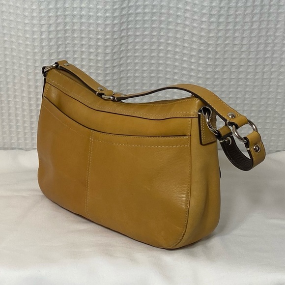 COACH Auth Camel Shoulder Silver Zip Closure Nag - Picture 4 of 13